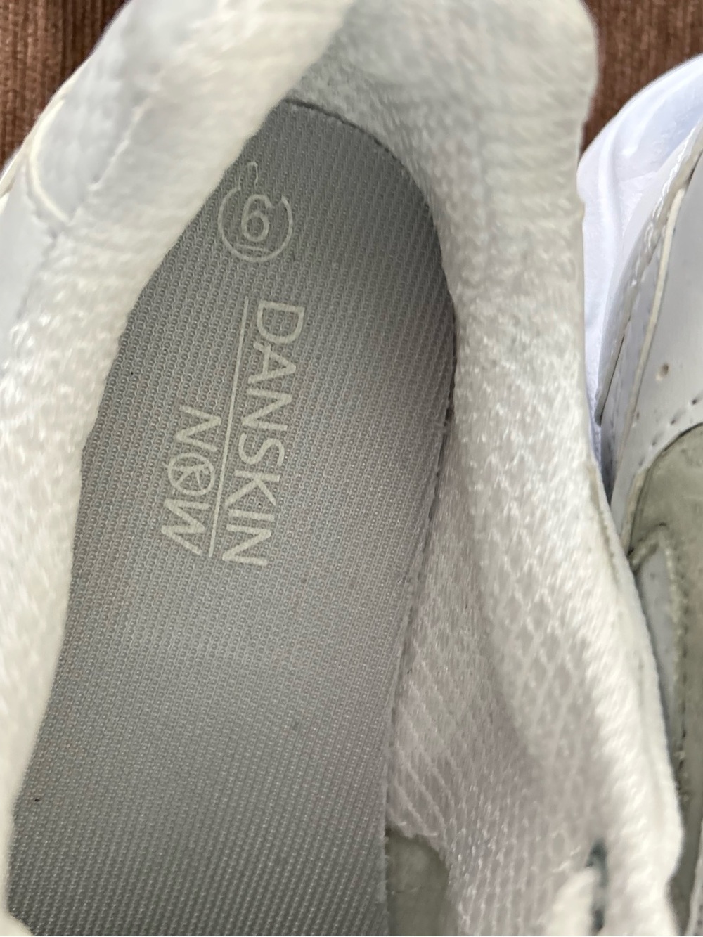 Danskin Now White Lace-Up Platform Sneakers Women’s Size 6 - Picture 2 of 8